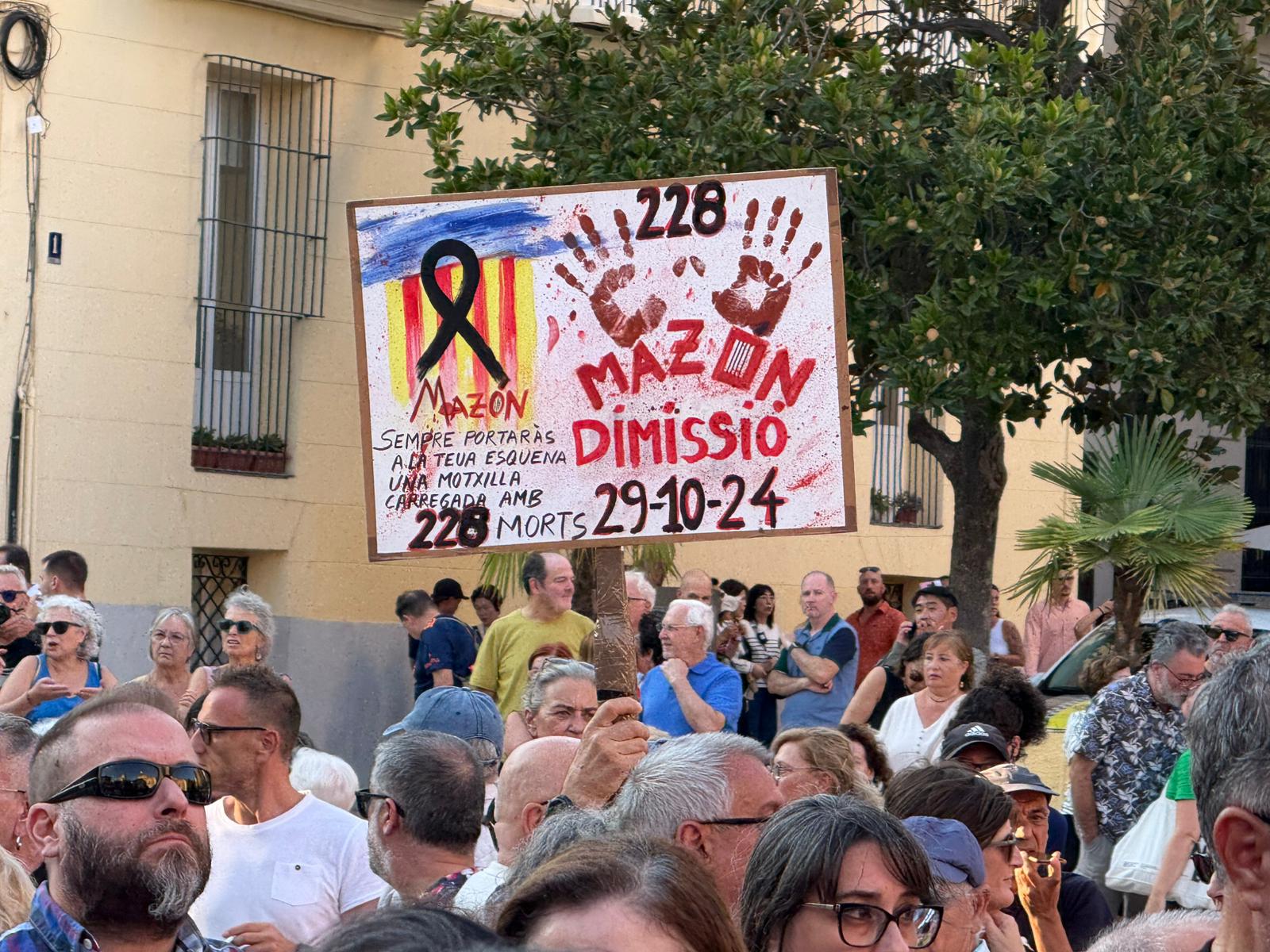 FOTOS | La décima manifestación contra Mazón en Valencia, diez meses después de la dana