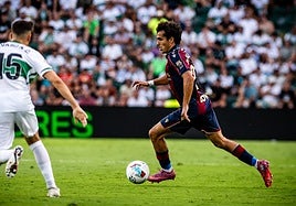 Manu Sánchez, durante el partido contra el Elche.