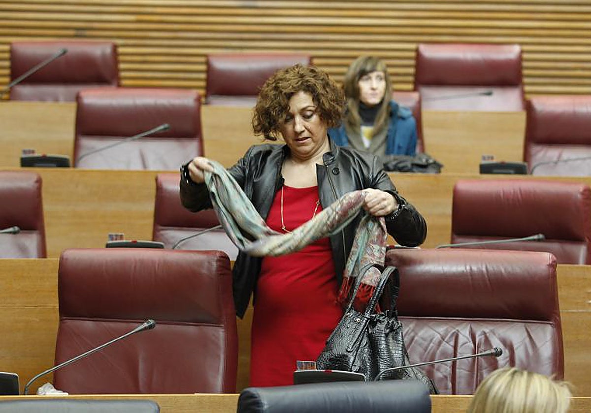 Carmen Ninet, cuando era diputada en Les Corts.