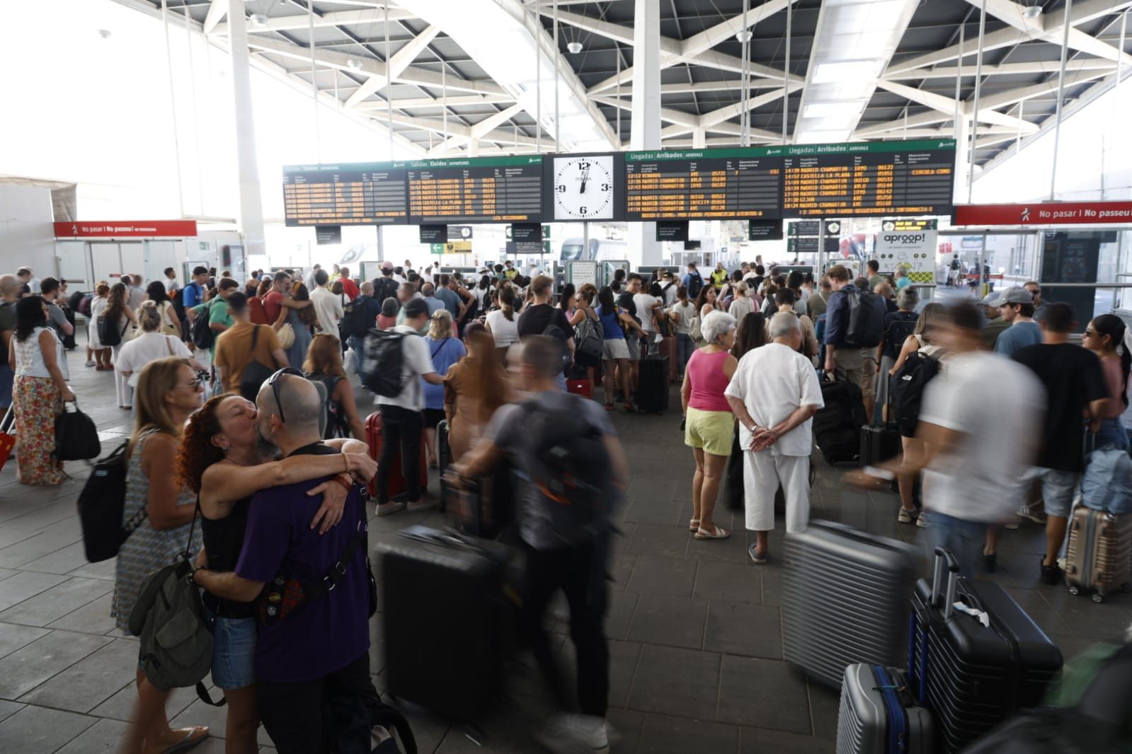 Comienza la operación retorno en Valencia