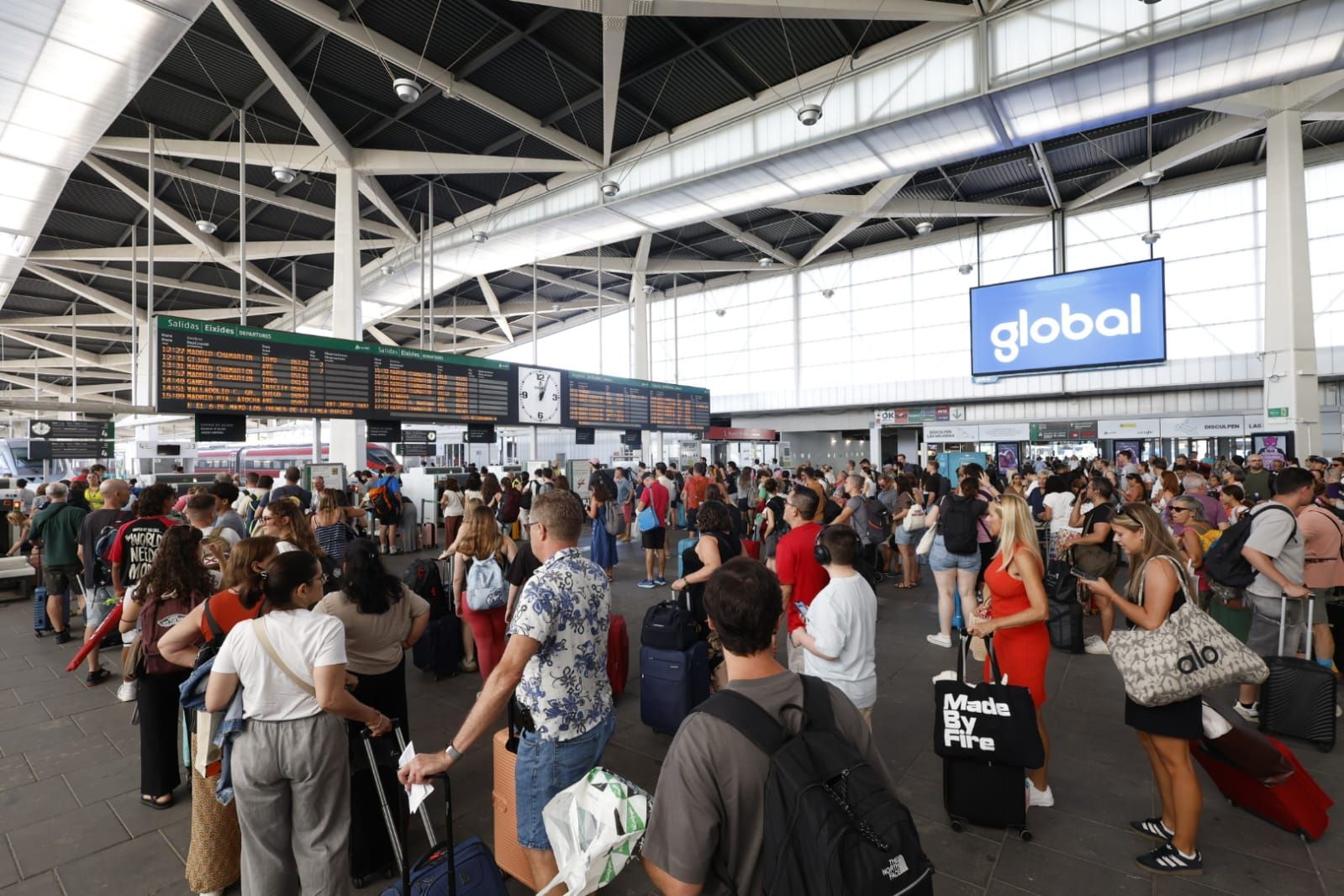 Comienza la operación retorno en Valencia