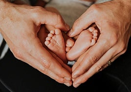 Riba-roja distribuye 95.000 euros del cheque bebé