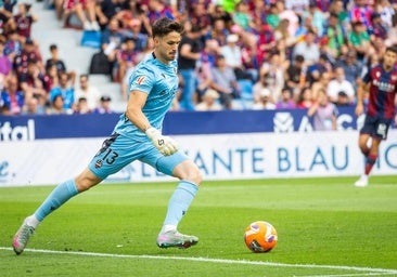 El Levante rescinde el contrato de Alfonso Pastor