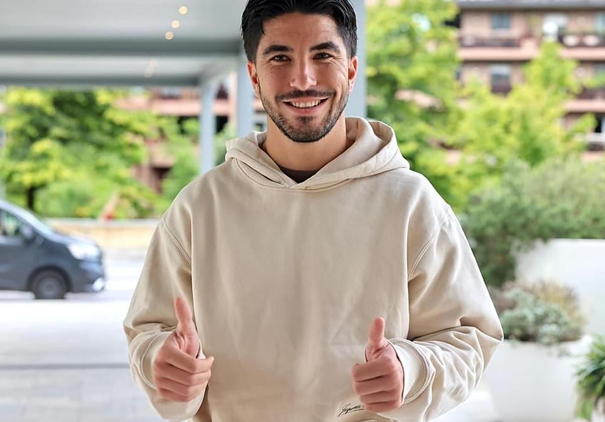Carlos Soler, a su llegada a San Sebastián.
