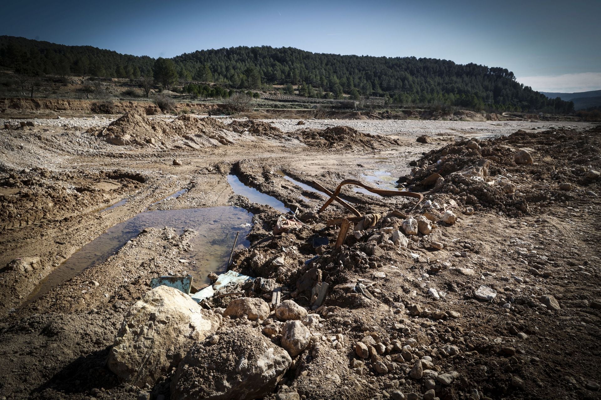 Estado del cauce del Magro tras la dana en Requena.