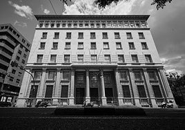 Hacienda y la fábrica de leche