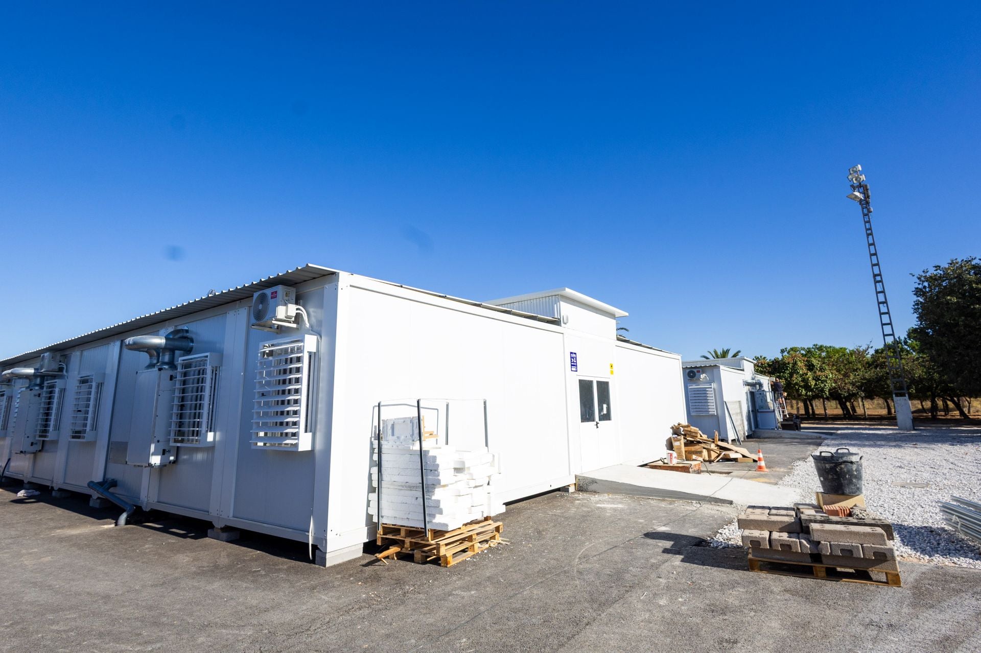 FOTOS | Barracones en Massanassa