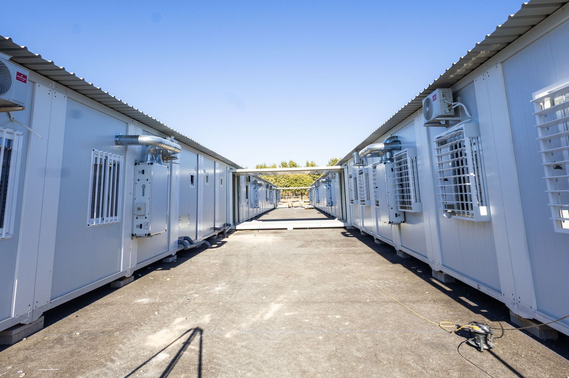 FOTOS | Barracones en Massanassa