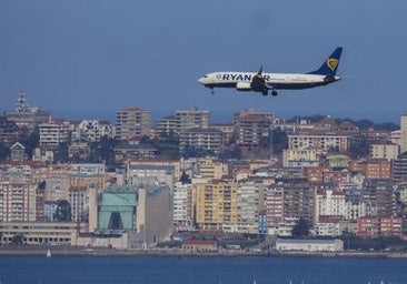 Los destinos a los que deja de volar Ryanair este invierno y los 5 aeropuertos en los que elimina hasta el 46% de billetes