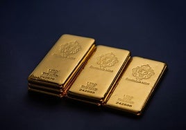 Varios lingotes de oro en una imagen de archivo.
