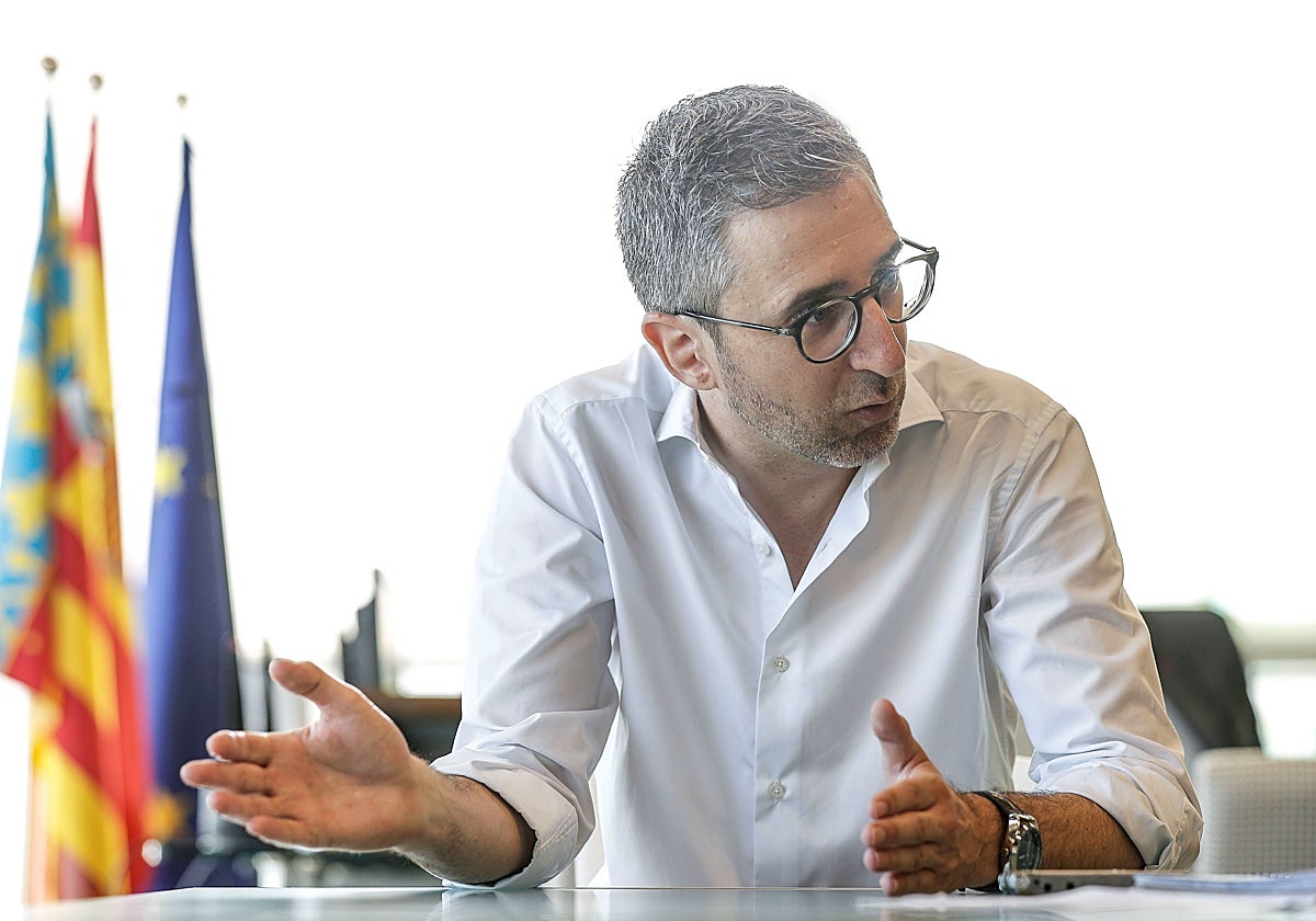 El secretario de Estado Arcadi España.