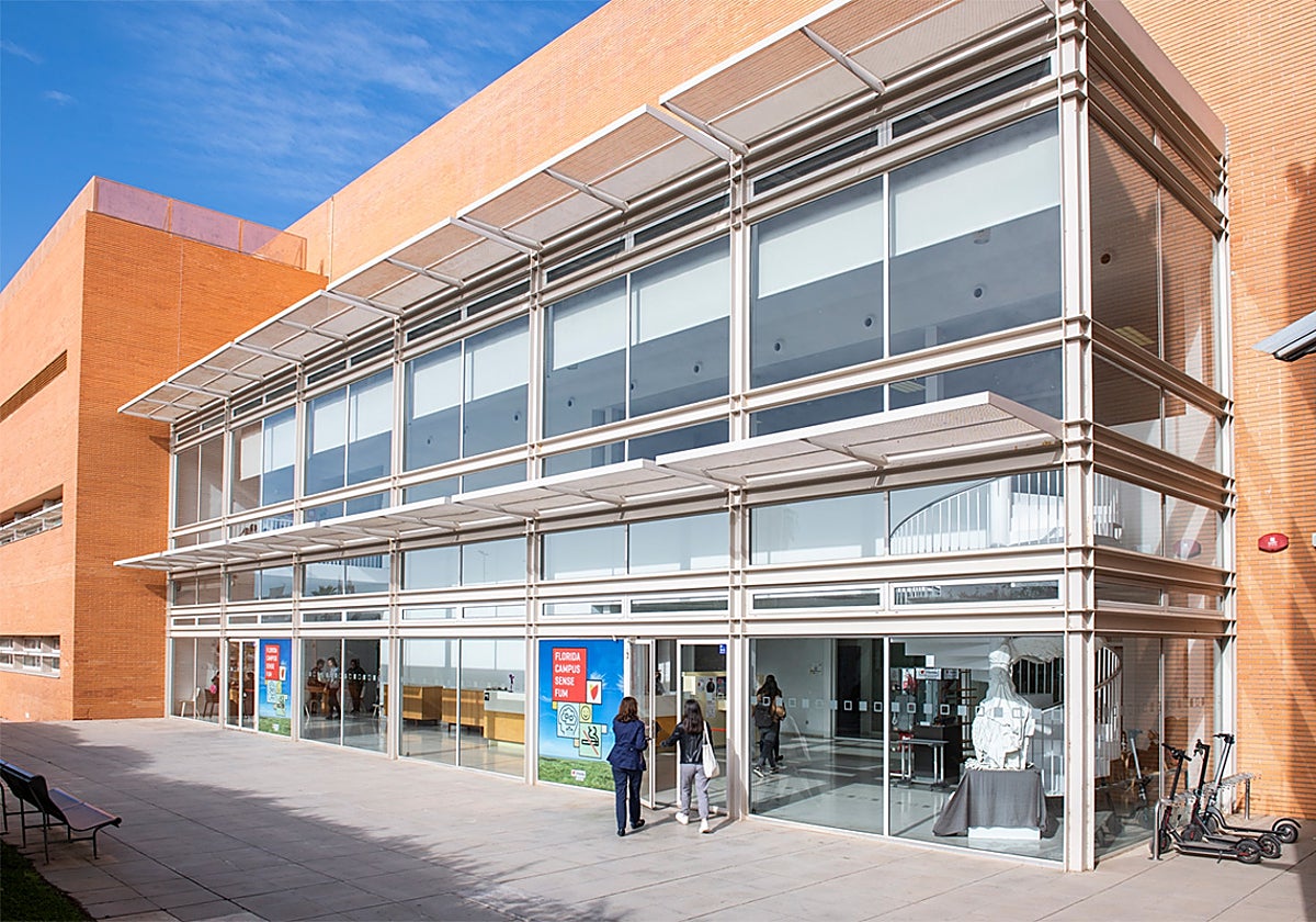 Florida Universitària cuenta con sedes en Catarroja, Valencia y Alzira.