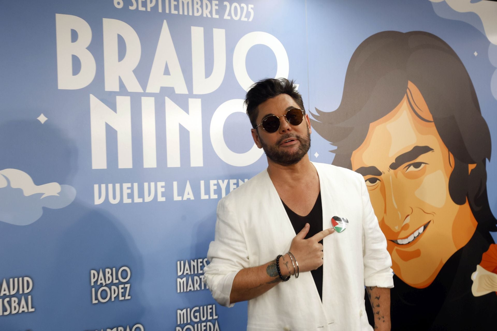 FOTOS | Los artistas pasan por el &#039;photocall&#039; en el estreno del Roig Arena