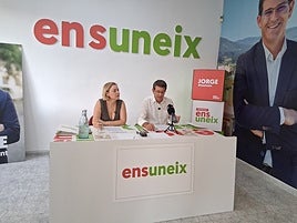 Jorge Rodríguez y Natàlia Enguix, durante su comparecencia en la sede de Ens Uneix.