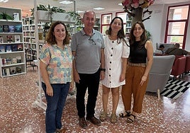 Paco Comes en la reapertura de la Biblioteca Pública Municipal de Massanassa.