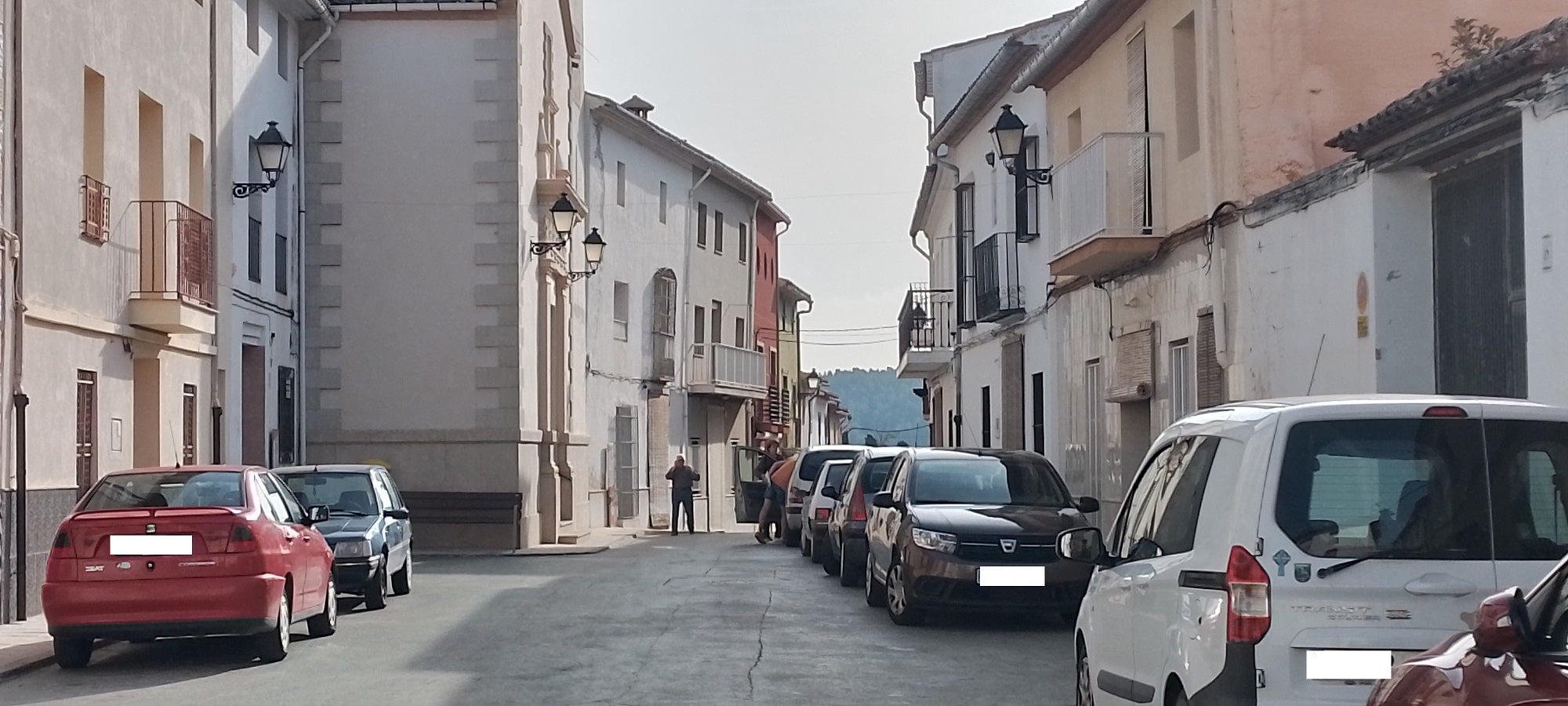 La Plaza de la Iglesia, en Aielo de Rugat.