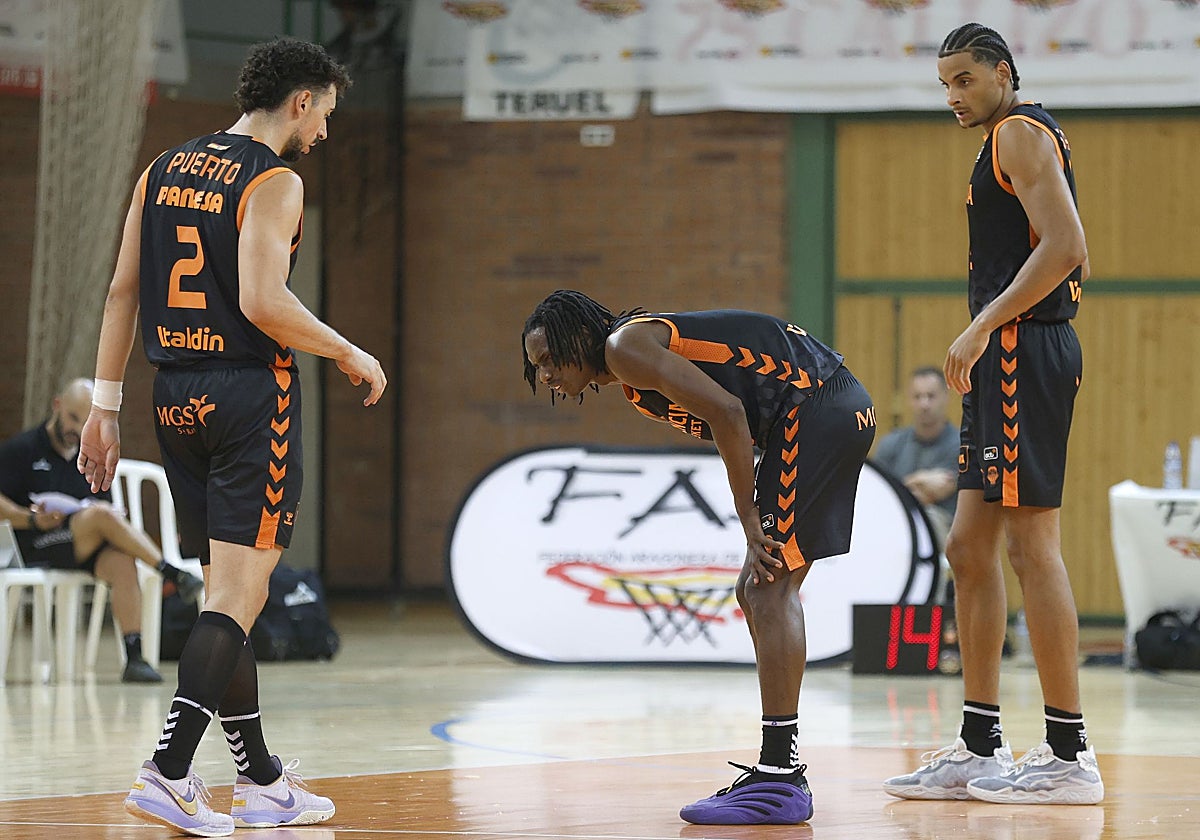 Brancou Badio, en el momento en el que sintió el tirón muscular en Teruel.
