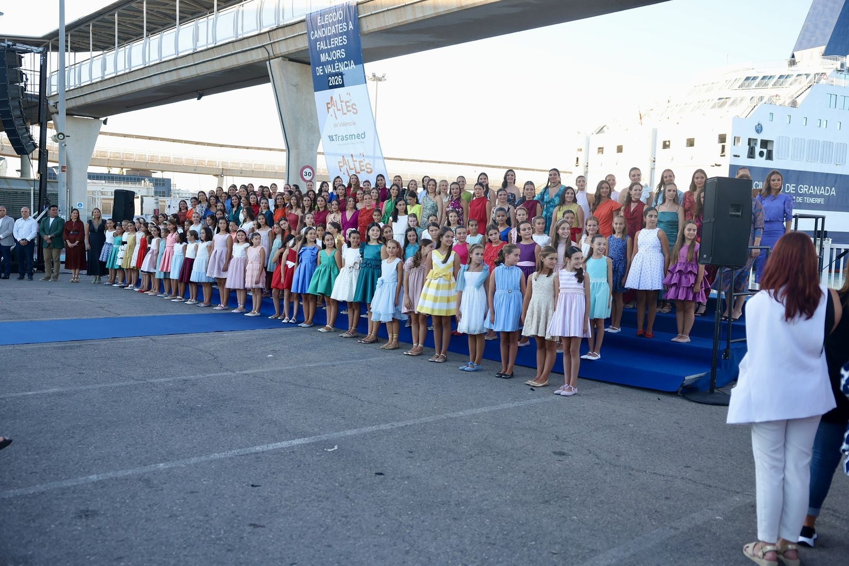 FOTOS | La presentación de las 146 aspirantes a Falleras Mayores de Valencia 2026