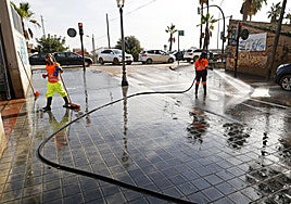 Tareas de limpieza en la pedanía de Castellar.