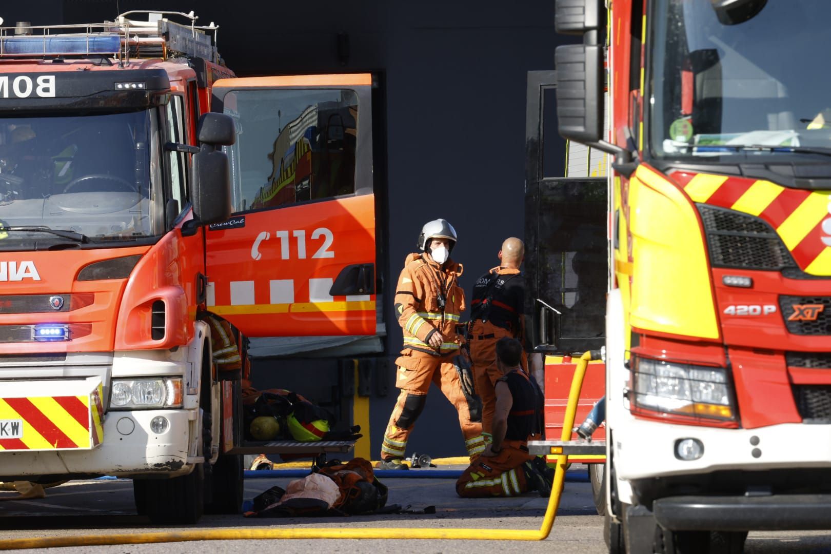 Un incendio afecta a una empresa de Albuixech