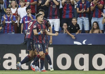 El 1x1 del Levante-Betis: Iván Romero lo hace casi todo bien