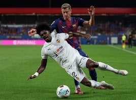 Thierry, ante el Barça.