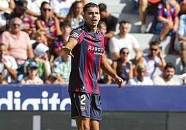Matías Moreno, con el Levante ante el Betis.