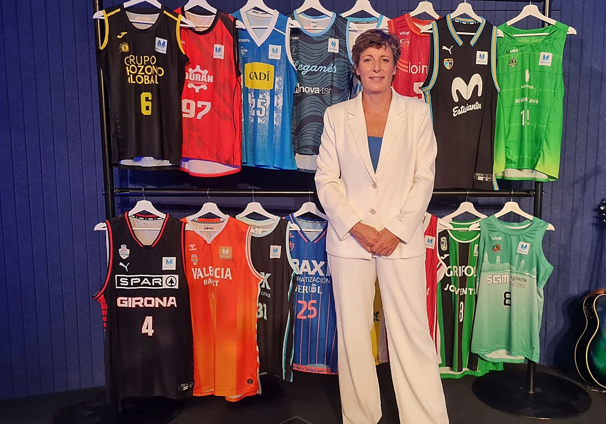Elisa Aguilar posa para LAS PROVINCIAS tras la gala de presentación de la Liga Femenina Endesa.
