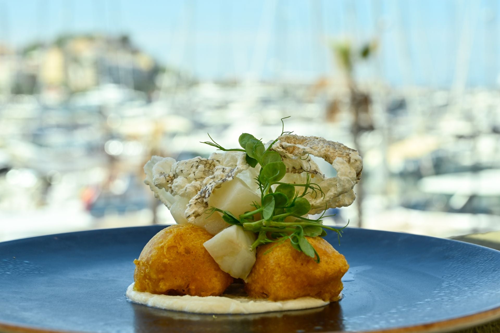 Caval Restaurant &amp; Club