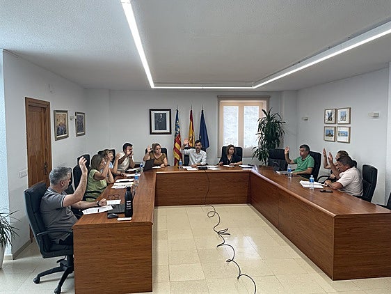 Un pleno de Benitatxell de este verano.