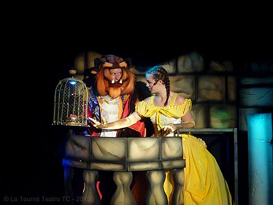 La bella y la bestia.