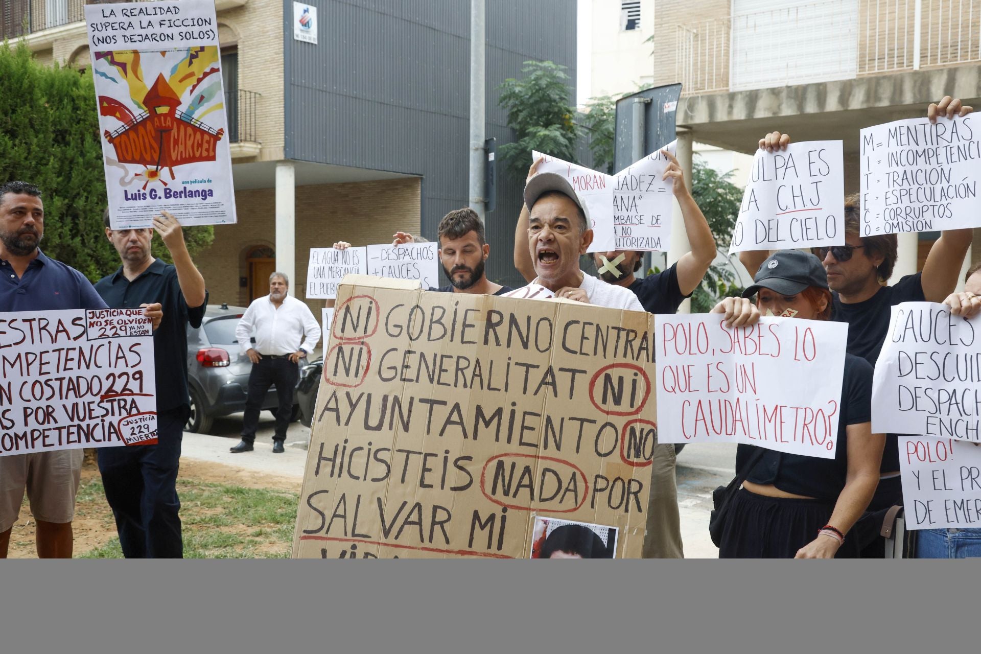 FOTOS | El presidente de la CHJ ante la jueza de la dana