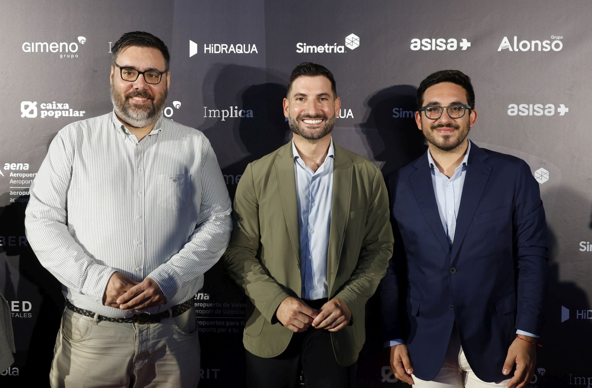 Manuel Pérez concejal de Bétera, Stephane Soriano, concejal de Benaguasil y director general de Diversidad, y Héctor Troyano, alcalde de Vilamarxant,