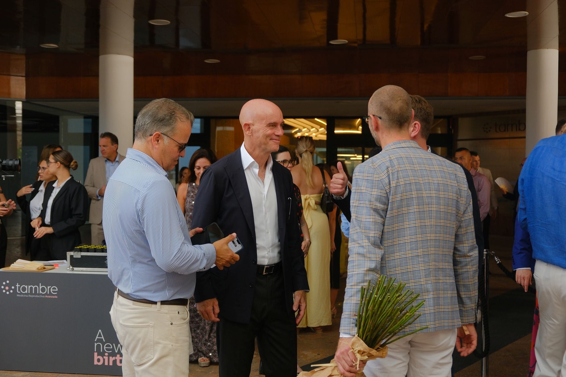 La clínica de fertilidad Tambre abre sus puertas en Alicante con una velada para recordar