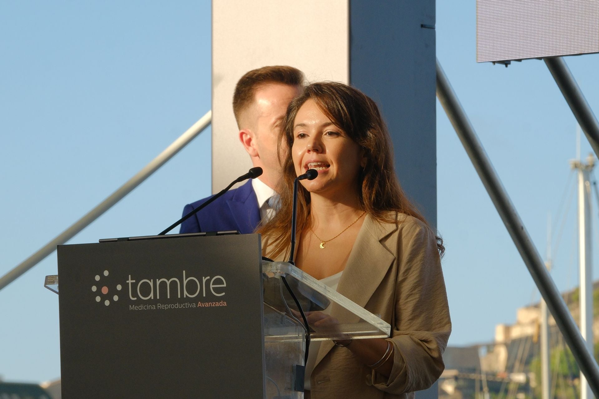 La clínica de fertilidad Tambre abre sus puertas en Alicante con una velada para recordar