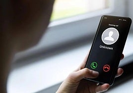 Llamada telefónica desconocida.