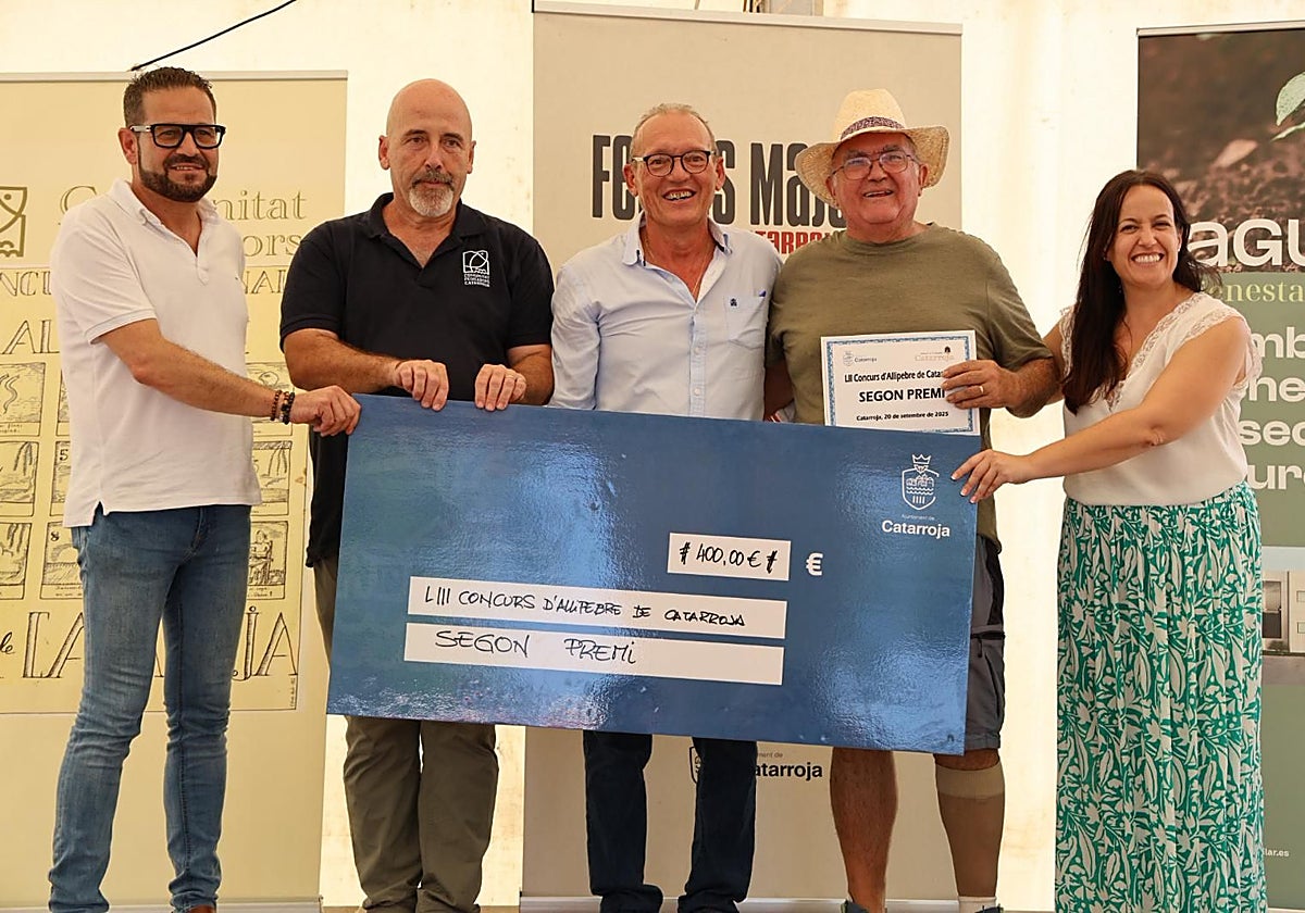 Ganadores del segundo premio del Concurso Internacional Allipebre de Catarroja.