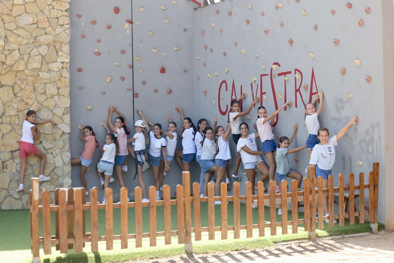 FOTOS | Las candidatas a fallera mayor infantil de Valencia se van de convivencia a Calvestra