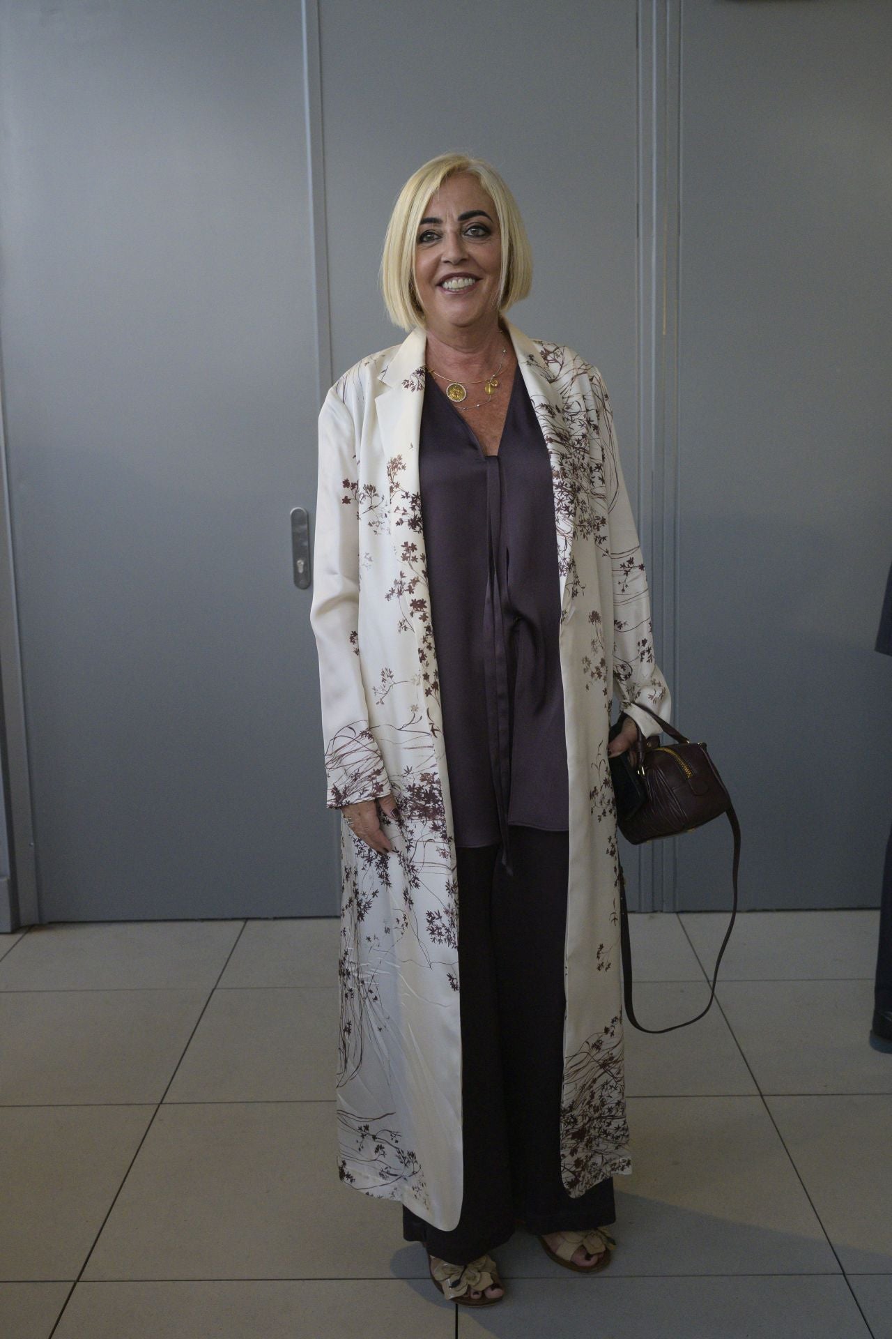 Julia Pérez Broseta llevó un estilismo adquirido en un viaje a Pamplona y bolso y sandalias de Miu Miu.