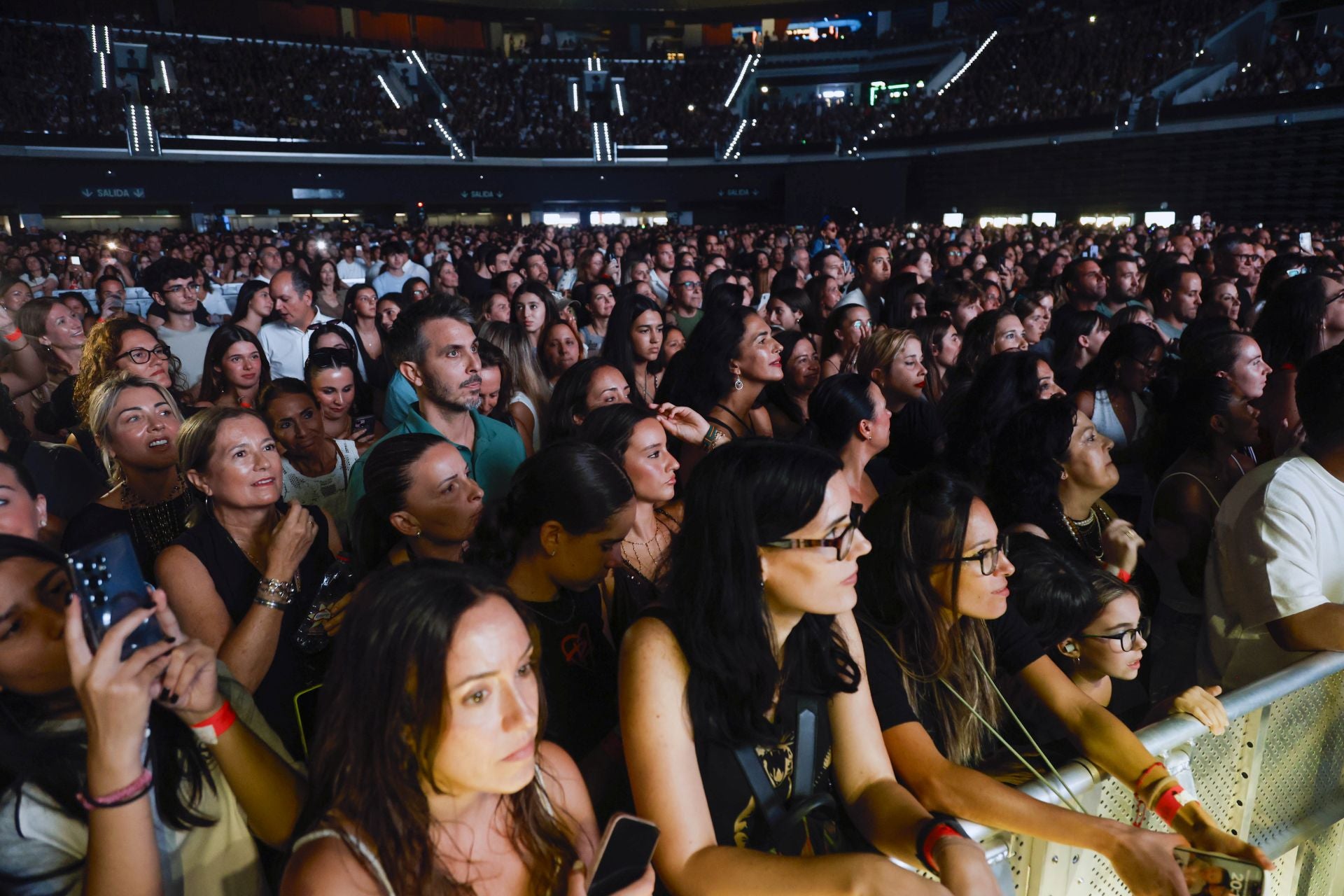 FOTOS | Así ha sido el concierto de Sebastián Yatra en el Roig Arena de Valencia