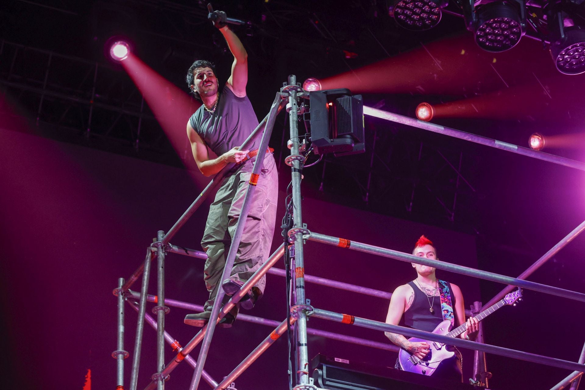 FOTOS | Así ha sido el concierto de Sebastián Yatra en el Roig Arena de Valencia