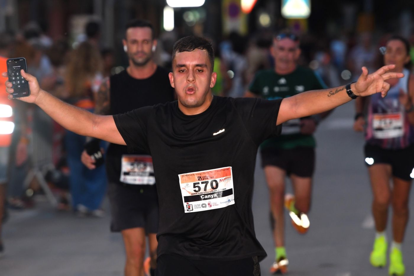 FOTOS | Búscate en la Volta a Peu Quart de Poblet 2025