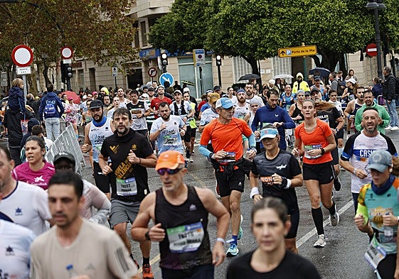Corredores en la media maratón de Valencia.