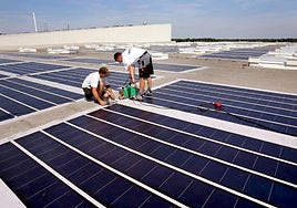 Instalación de placas fotovoltaicas.
