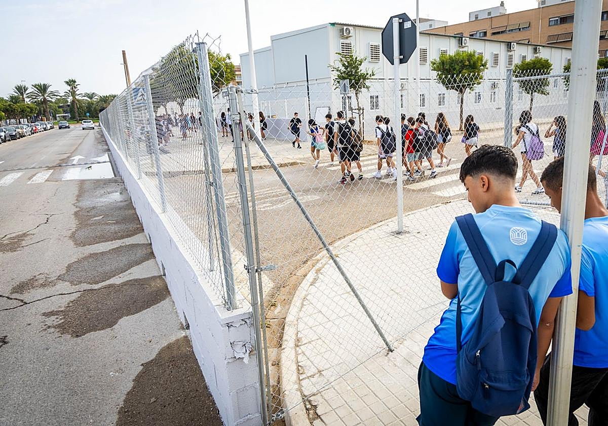 Exterior del IES Berenguer Dalmau.