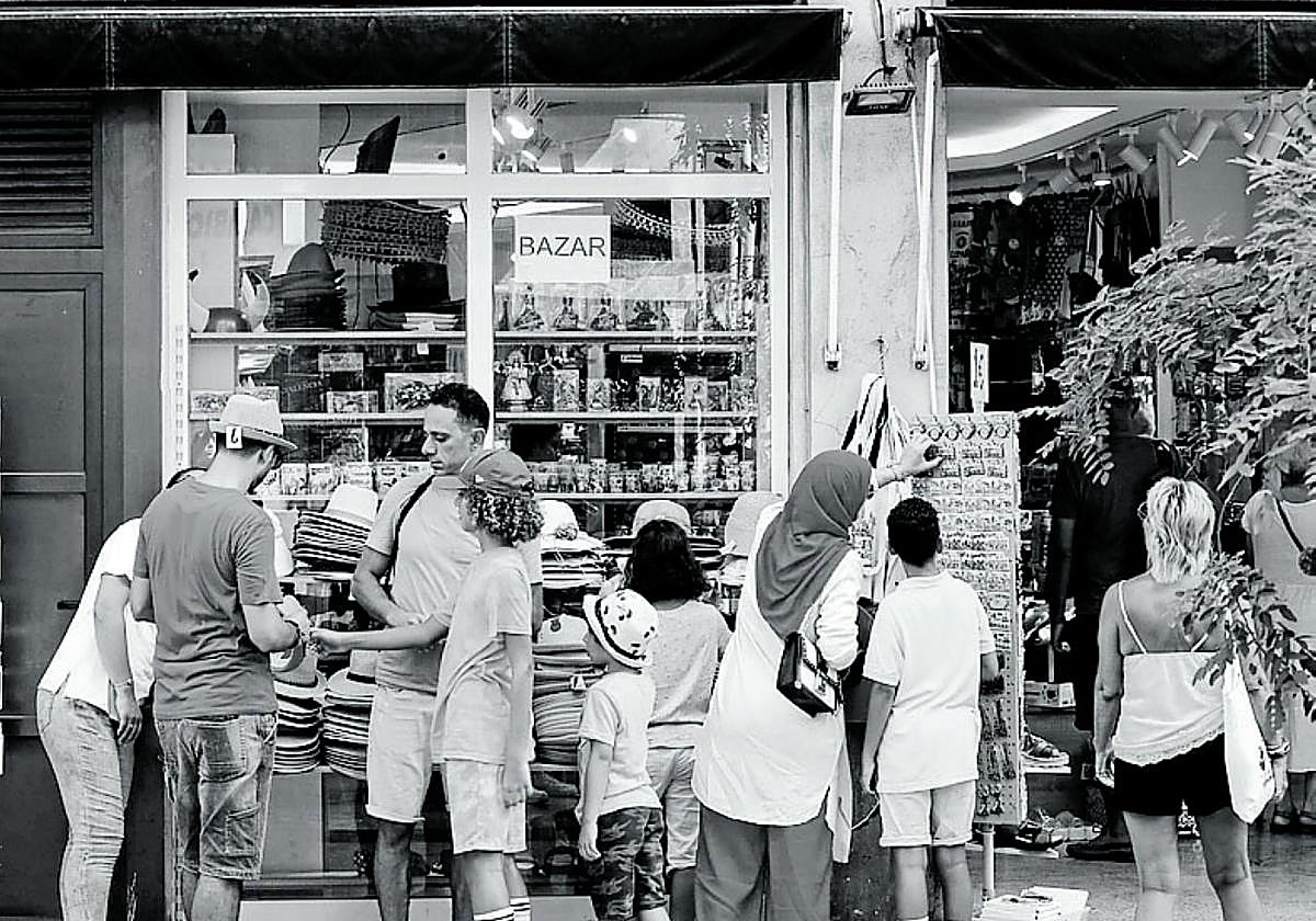Un centro histórico sin comercio histórico