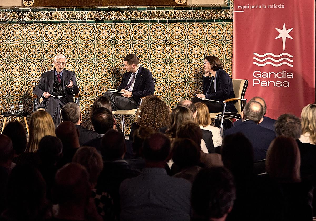 Kallifatides en la primera jornada de 'Gandia Pensa'.