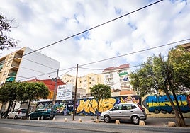 Solar en el que se levantará el proyecto de coliving en Benicalap.