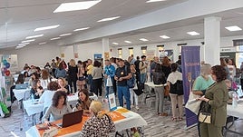 Feria de empleo en Turís.