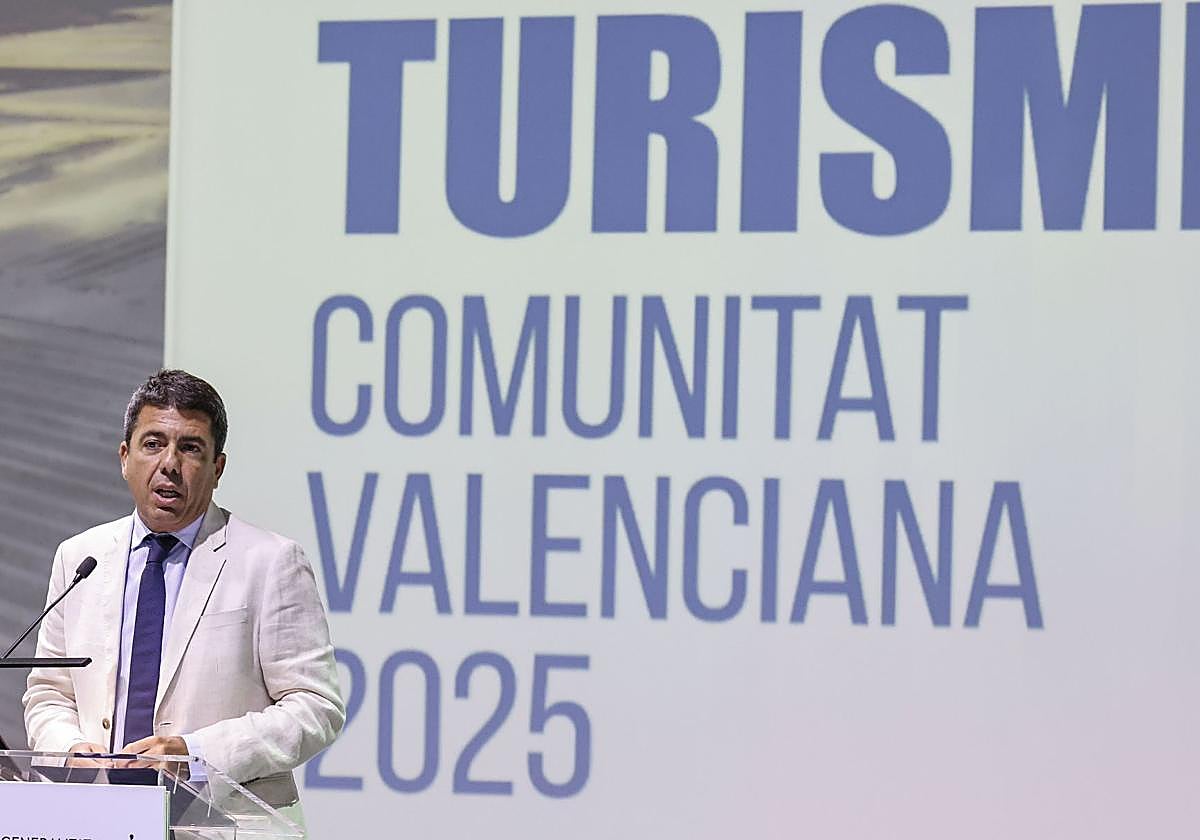 Mazón preside la entrega de los Premios Turisme Comunitat Valenciana 2025.